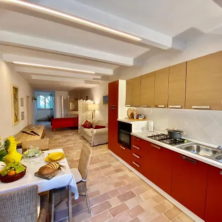 Holiday home Al Teatro Di Tavignano *