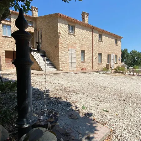 Al Teatro Di Tavignano Holiday home *