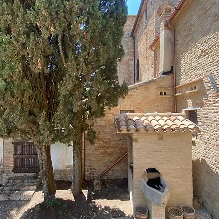 Al Teatro Di Tavignano